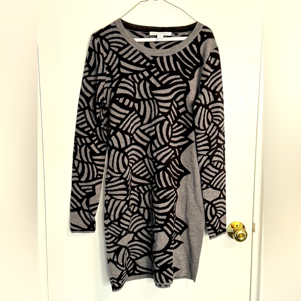 Diane von Furstenberg Long Sleeve Sweater Dress Large